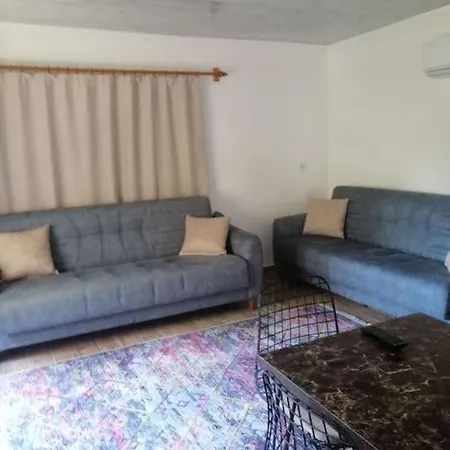 Karaoz House Holiday home